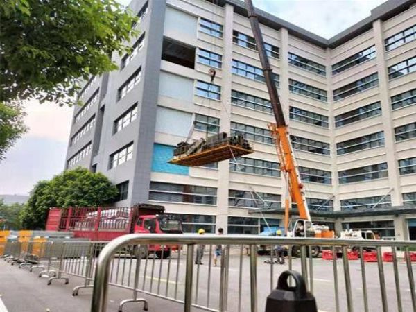 石峰区吊车公司_吊车租赁人员要注意哪些问题
